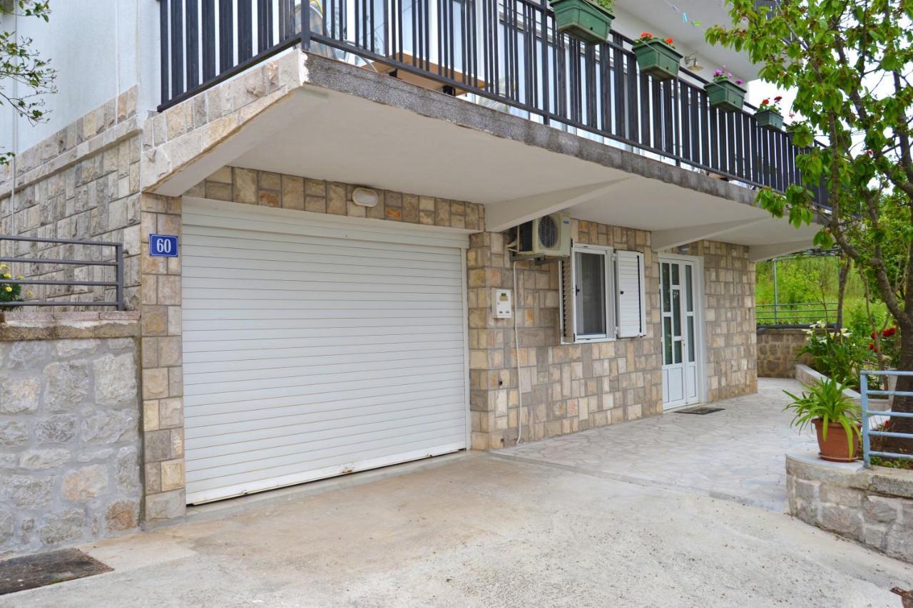 Tivat Apartments Exterior photo