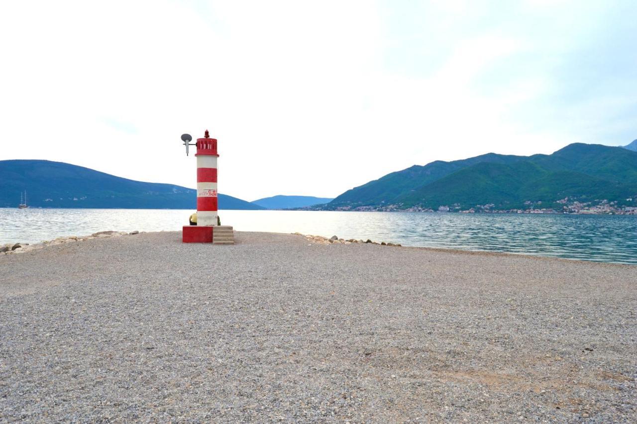 Tivat Apartments Exterior photo