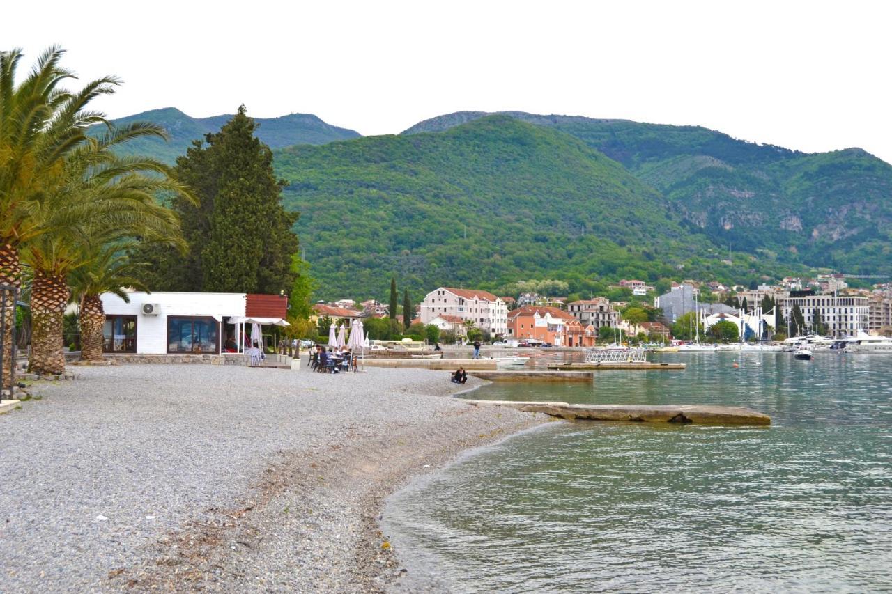 Tivat Apartments Exterior photo