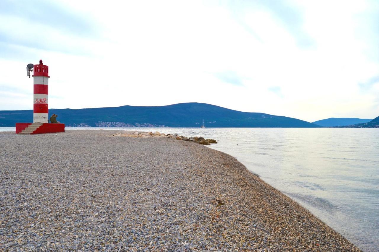 Tivat Apartments Exterior photo