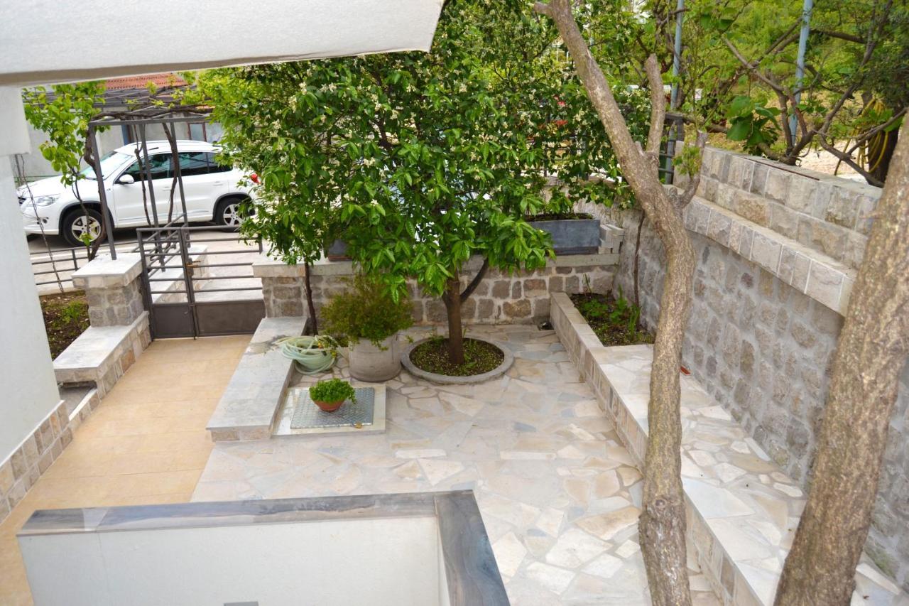 Tivat Apartments Exterior photo