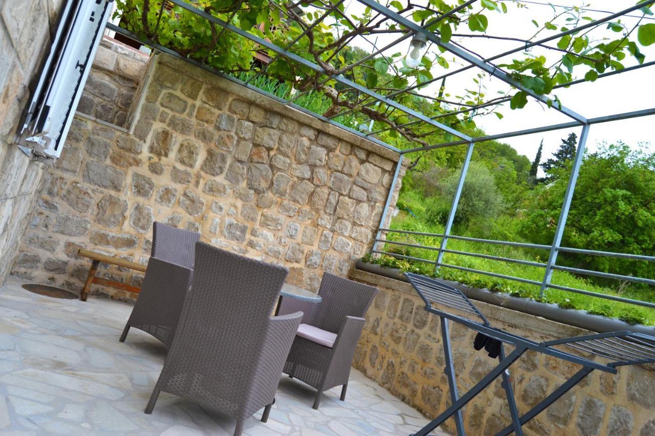 Tivat Apartments Exterior photo