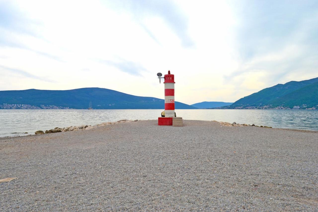 Tivat Apartments Exterior photo