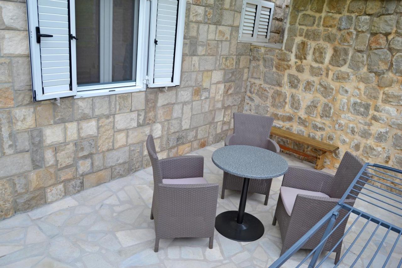 Tivat Apartments Exterior photo