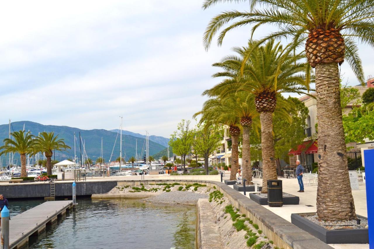 Tivat Apartments Exterior photo